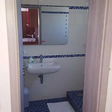 Apartment In Starigrad-paklenica 36667