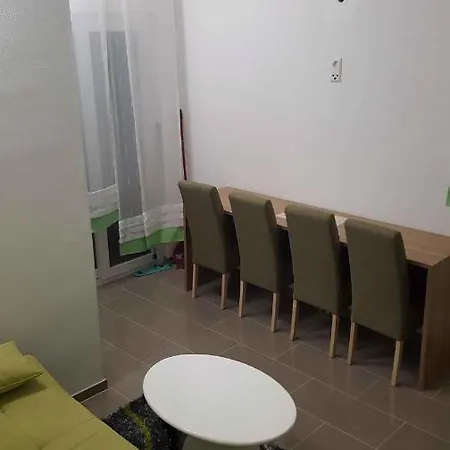 In Starigrad-paklenica 36667 Apartment *