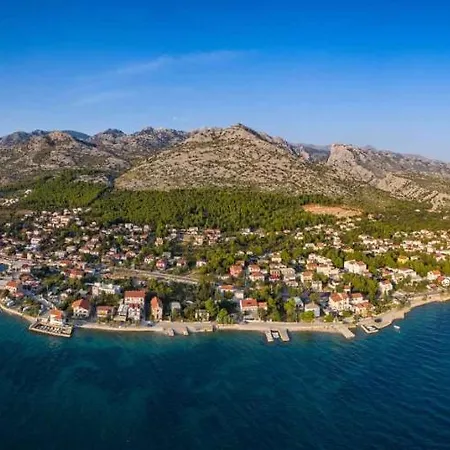 In Starigrad-paklenica 36667 Apartment